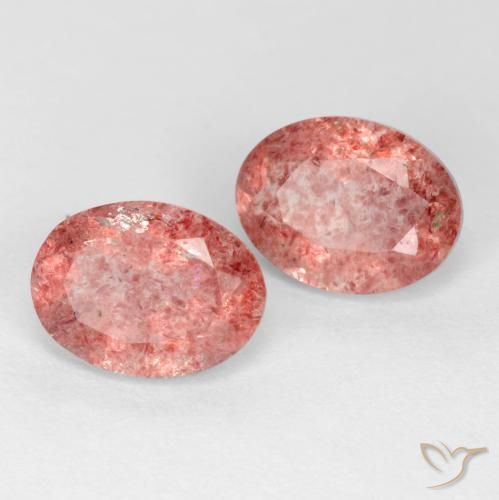 Shop natural 2.39ct Rose foncé Quartz fraise gems, ovale, from Russie at GemSelect. In stock, global shipping!