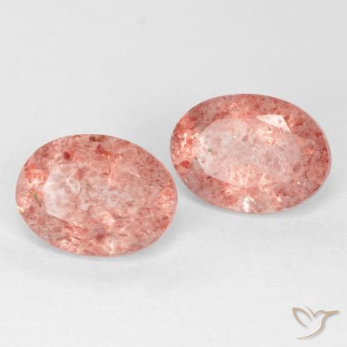 Shop natural 2.49ct Rose léger Quartz fraise gems, ovale, from Russie at GemSelect. In stock, global shipping!