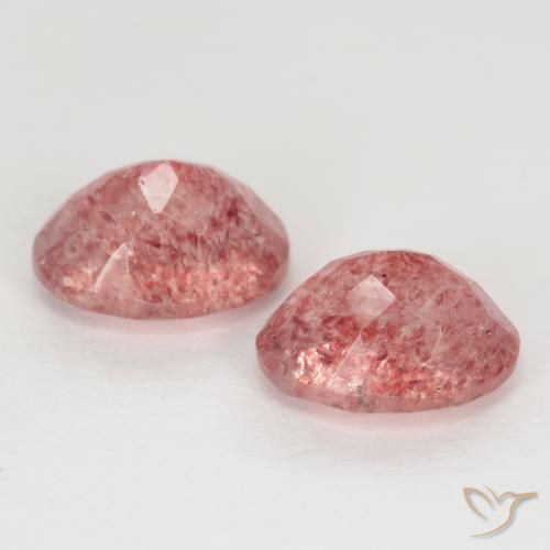 Shop natural 2.75ct Rose rougeâtre Quartz fraise gems, ovale, from Russie at GemSelect. In stock, global shipping!