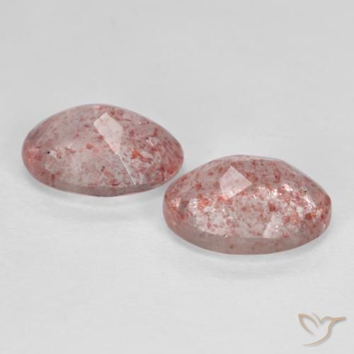 Shop natural 2.30ct Rose terreux Quartz Fraise gems, ovale, from Russie at GemSelect. In stock, global shipping!
