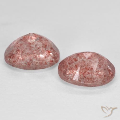 Shop natural 2.79ct Rose Quartz fraise gems, ovale, from Russie at GemSelect. In stock, global shipping!