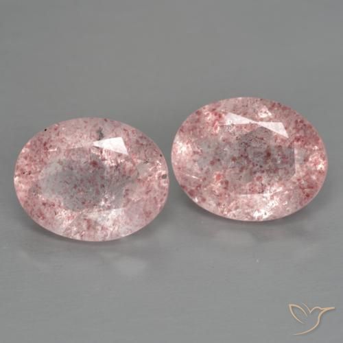 Shop natural 4.80ct Rose Quartz fraise gems, ovale, from Russie at GemSelect. In stock, global shipping!