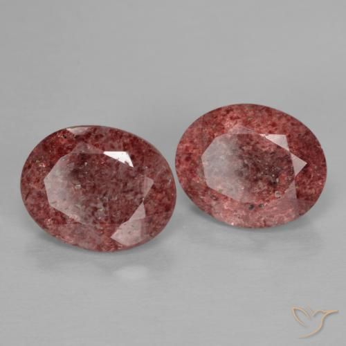 Shop natural 4.70ct Rose foncé Quartz fraise gems, ovale, from Russie at GemSelect. In stock, global shipping!