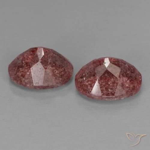 Shop natural 5.26ct Rose moyen Quartz fraise gems, ovale, from Russie at GemSelect. In stock, global shipping!