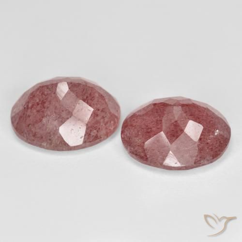Shop natural 9.13ct Rose foncé Quartz fraise gems, ovale, from Russie at GemSelect. In stock, global shipping!