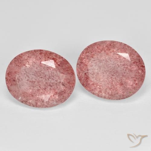 Shop natural 9.14ct Rose léger Quartz fraise gems, ovale, from Russie at GemSelect. In stock, global shipping!