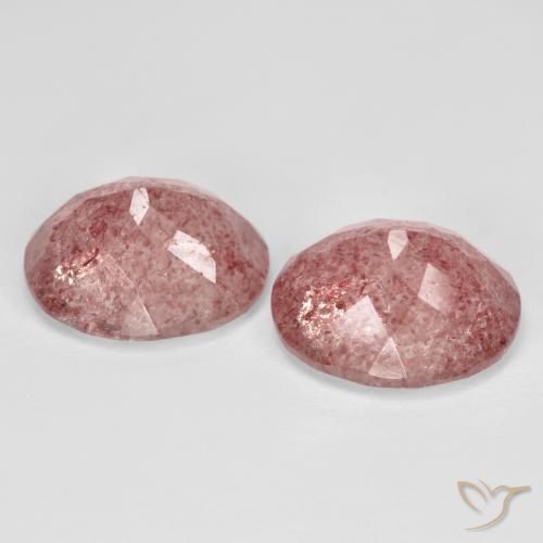 Shop natural 9.14ct Rose léger Quartz fraise gems, ovale, from Russie at GemSelect. In stock, global shipping!