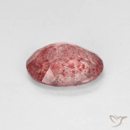 Quartz fraise Rouge moyen naturelle ovale, 1.52 ct, Transparent