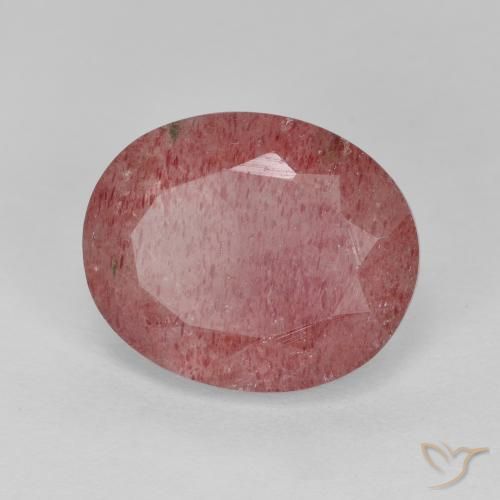 Quartz fraise Rouge moyen naturelle ovale, 4.44 ct, Translucide