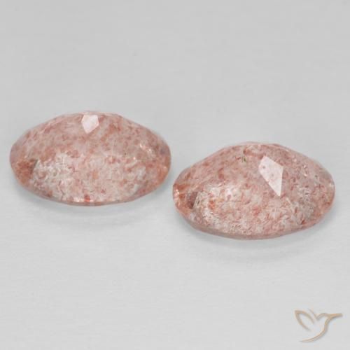 Shop natural 3.47ct Rose moyen Quartz fraise gems, ovale, from Russie at GemSelect. In stock, global shipping!