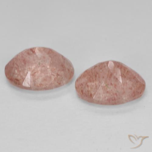 Shop natural 3.65ct Pêche rose Quartz fraise gems, ovale, from Russie at GemSelect. In stock, global shipping!