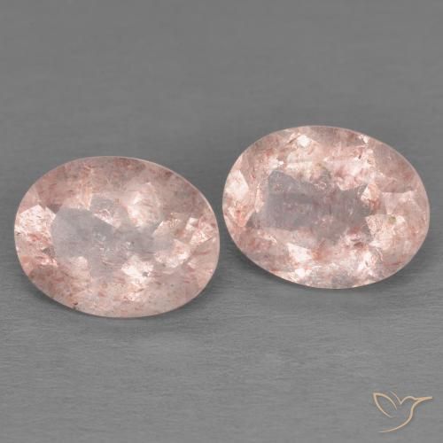 Shop natural 3.39ct Rose moyen Quartz fraise gems, ovale, from Russie at GemSelect. In stock, global shipping!