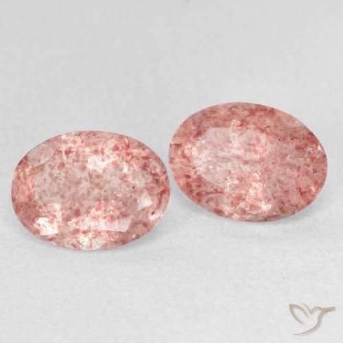 Shop natural 2.29ct Rose clair Quartz fraise gems, ovale, from Russie at GemSelect. In stock, global shipping!