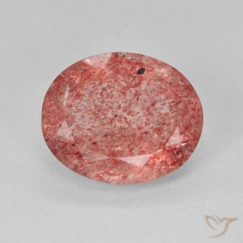 Quartz fraise Rose moyen naturelle ovale, 4.09 ct, Translucide