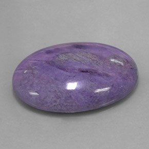 Sugilite multicolore naturelle coupe ovale, 20,56 ct, opaque