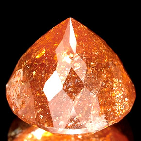Pierre de Soleil  Orange naturelle Transparent, 2.53 ct, Transparent / Translucide