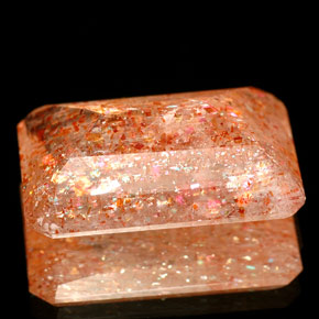 Pierre de soleil orange naturelle transparent, 7,73 ct, transparent / translucide