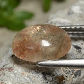 Pierre de soleil Orange moyen naturelle ovale, 2.40 ct, Transparent