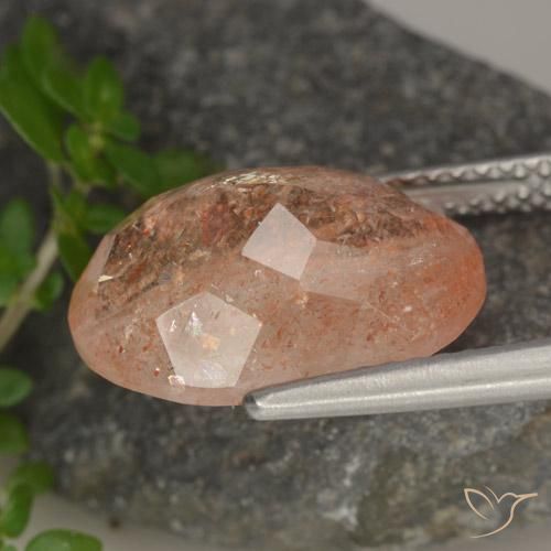 Pierre de soleil Medium Light-Orange naturelle ovale, 5.54 ct, Translucide