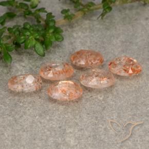 Shop natural 2.76ct Orange tigre léger Pierre de soleil gems, ovale, from Russie at GemSelect. In stock, global shipping!