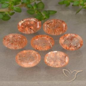 Shop natural 3.92ct Orange moyen-léger Pierre de soleil gems, ovale, from Russie at GemSelect. In stock, global shipping!