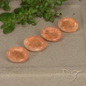 Shop natural 2.26ct Orange abricot chaud Pierre de soleil gems, ovale, from Russie at GemSelect. In stock, global shipping!