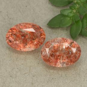 Achetez naturel 1.73ct Orange rougeâtre Pierre de Soleil  gems, Coupe ovale, En provenance Russie chez GemSelect. En stock, livraison internationale!