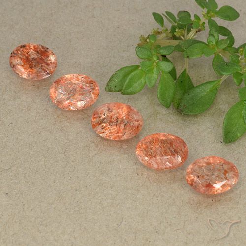 3.59ctw Naturel Orange rougeâtre Pierre de soleil, ovale, Translucide