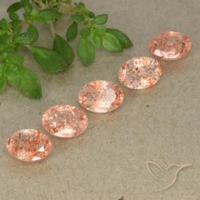 Shop natural 3.50ct Orange tigre léger Pierre de soleil gems, ovale, from Russie at GemSelect. In stock, global shipping!