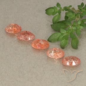 Shop natural 4.00ct Orange moyen Pierre de soleil gems, ovale, from Russie at GemSelect. In stock, global shipping!