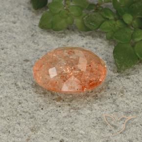 Pierre de soleil Orange rougeâtre naturelle ovale, 4.28 ct, Translucide