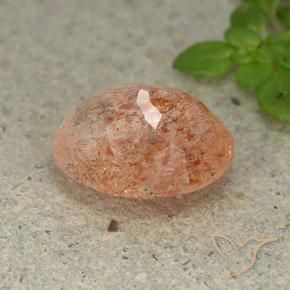 Pierre de soleil Orange clair naturelle ovale, 3.89 ct, Translucide