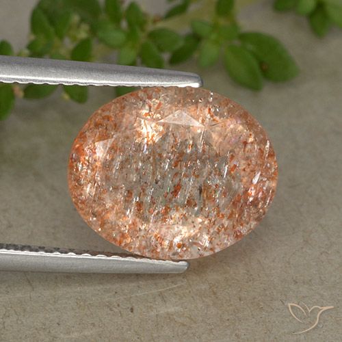 Pierre de soleil orange naturelle coupe ovale, 4,37 ct, translucide