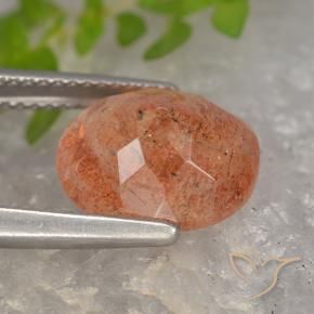 Pierre de soleil Orange moyen naturelle ovale, 4.27 ct, Translucide