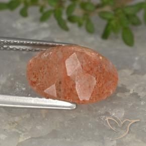 Pierre de soleil Orange rougeâtre naturelle ovale, 3.97 ct, Translucide