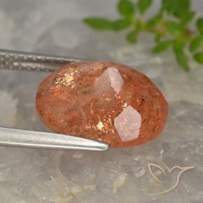 Pierre de soleil Orange rougeâtre naturelle ovale, 4.54 ct, Translucide