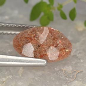 Pierre de soleil Orange rougeâtre naturelle ovale, 3.81 ct, Translucide