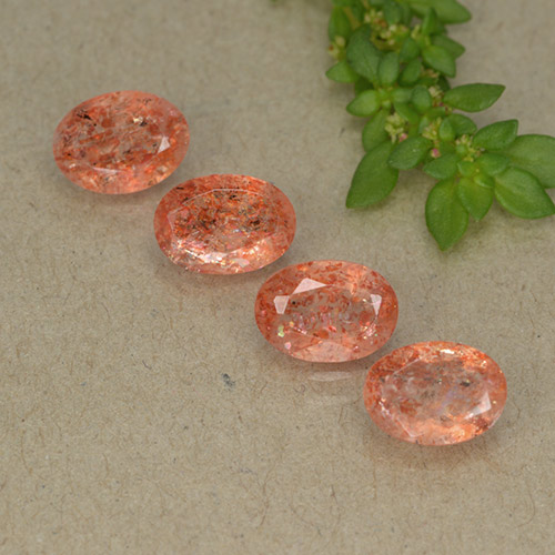 Achetez naturel 2,78ct orange pierre de soleil gems, coupe ovale, en provenance inde chez gemselect. en stock, livraison internationale!