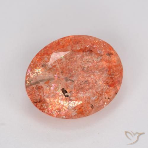 Pierre de soleil Rouge moyen naturelle ovale, 2.48 ct, Translucide