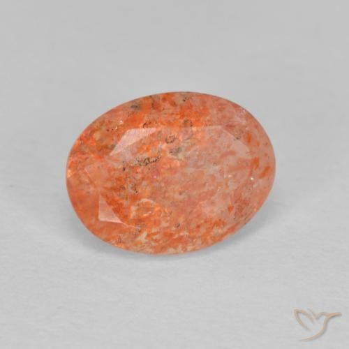 Pierre de soleil Orange rougeâtre naturelle ovale, 1.26 ct, Translucide