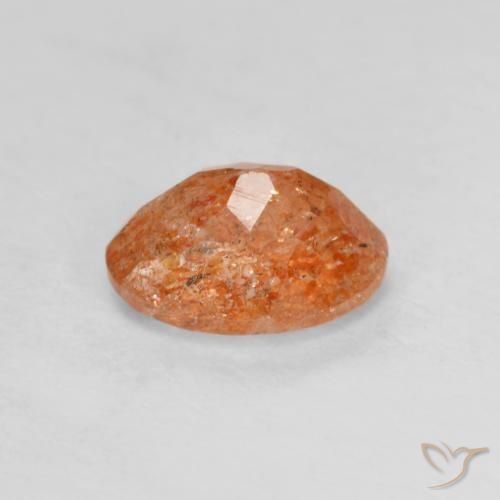 Pierre de soleil Orange rougeâtre naturelle ovale, 1.25 ct, Translucide