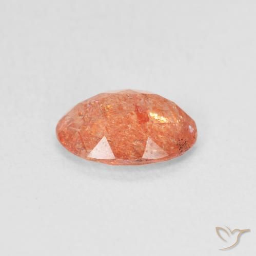 Pierre de soleil Orange vif naturelle ovale, 0.92 ct, Translucide