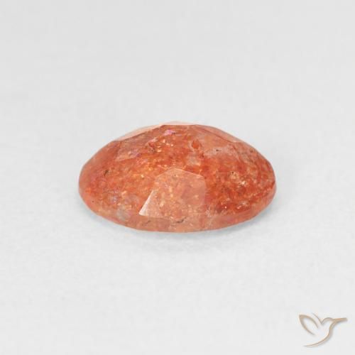 Pierre de soleil Orange rougeâtre naturelle ovale, 0.98 ct, Translucide