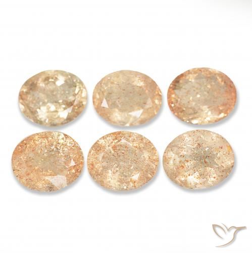 Shop natural 24.73ct Orange clair Pierre de soleil gems, ovale, from Inde at GemSelect. In stock, global shipping!