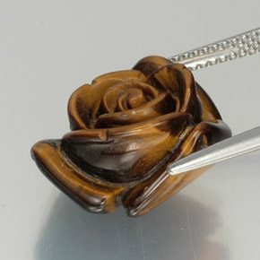 Oeil de Tigre Brun doré naturelle Forme fantaisie, 11.57 ct, Opaque