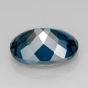 Topaze bleue naturelle coupe ovale, 7,98 ct, VVS