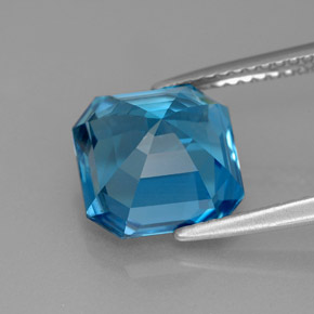 Topaze bleue naturelle taille émeraude, 5,30 ct, VVS-VS