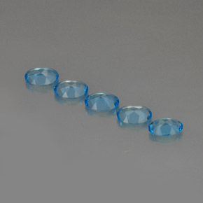 Achetez naturel ct bleu suisse topaze gems, coupe ovale, en provenance brésil chez gemselect. en stock, livraison internationale!