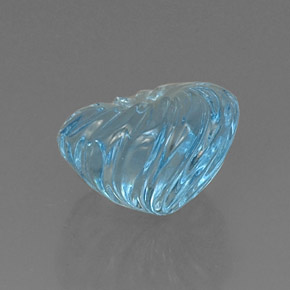 Topaze bleue naturelle forme fantaisie, 8,90 ct, transparent