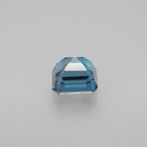 Topaze bleue naturelle taille émeraude, 1,85 ct, VVS-VS